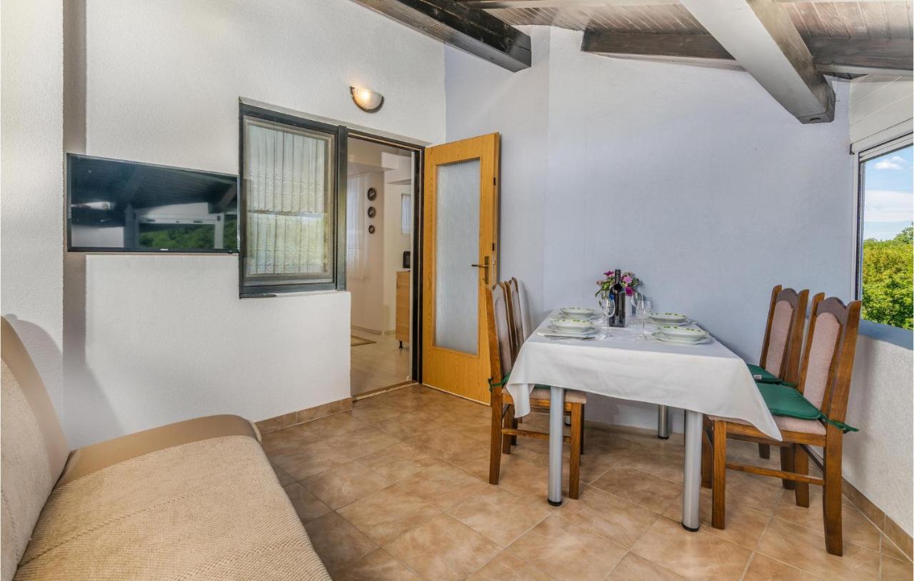 Amazing Apartment In Zupanje With Wifi Exterior foto
